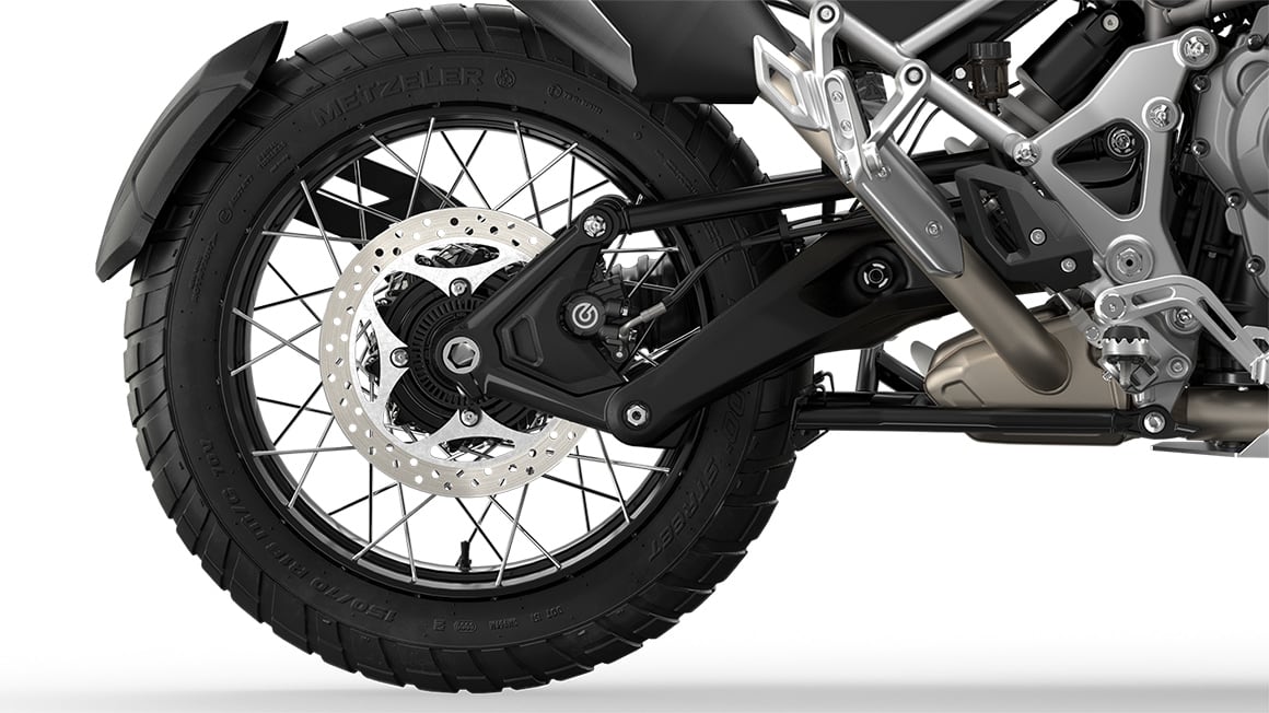Tiger 1200 Rally Pro Matt Sandstorm wheel